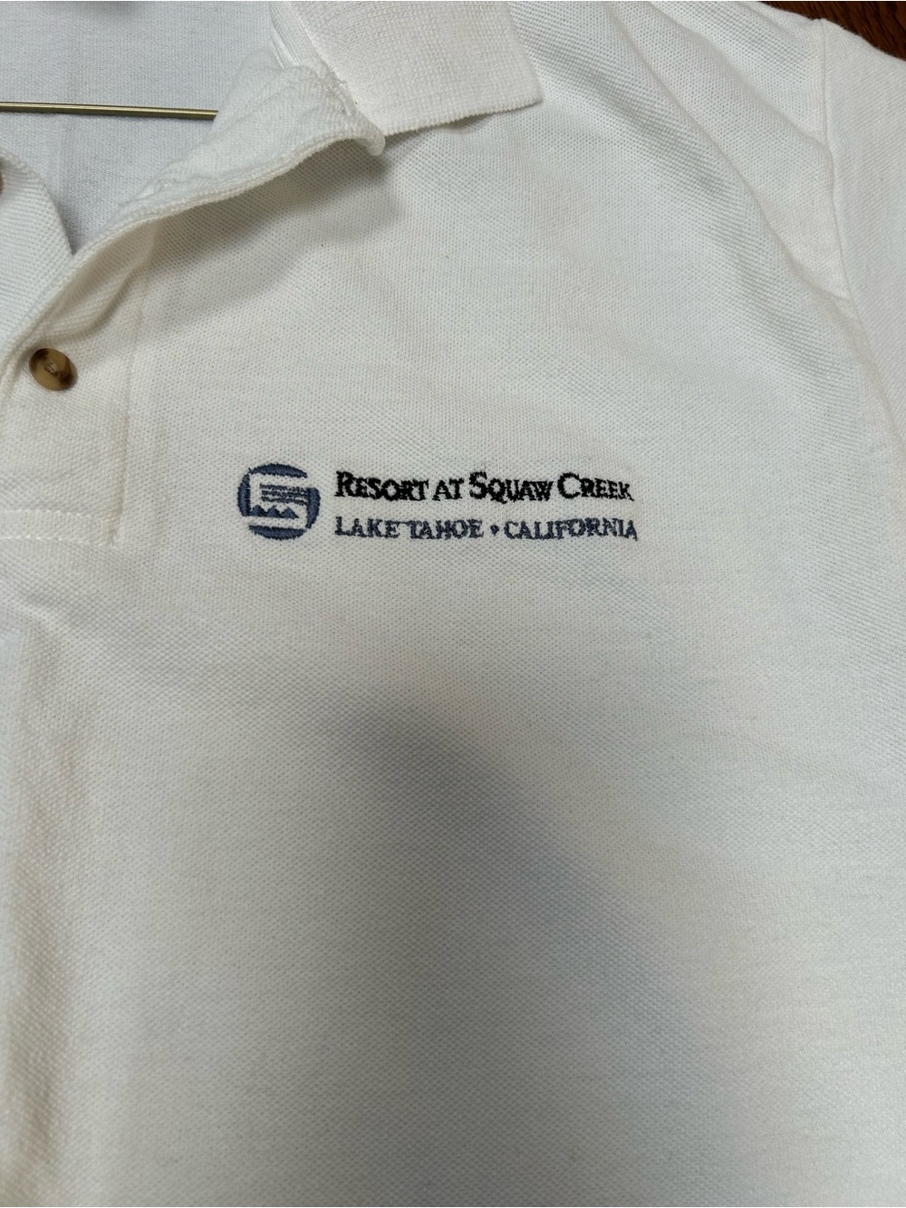 White Polo Shirt-vintage Resort at Squaw Creek Embroidered Logo, Short sleeve. M